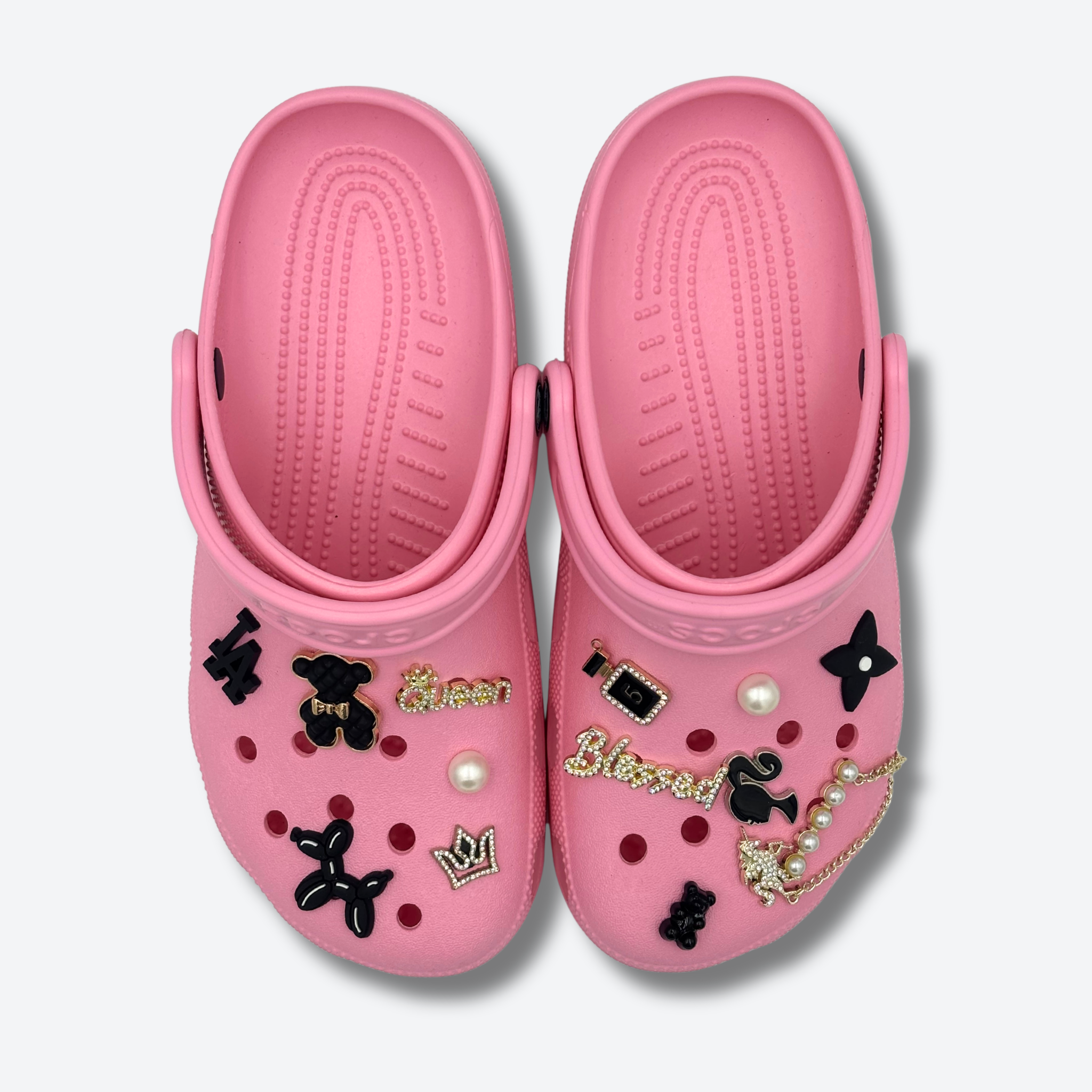 Pack 13 Pin's - Black & Gold